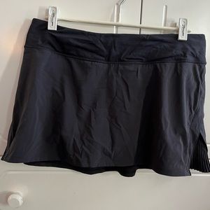 Black lululemon skirt